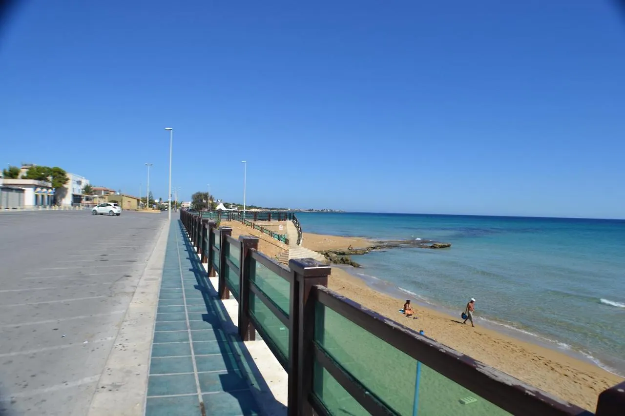 Villa Relax Lido di Noto İtalya